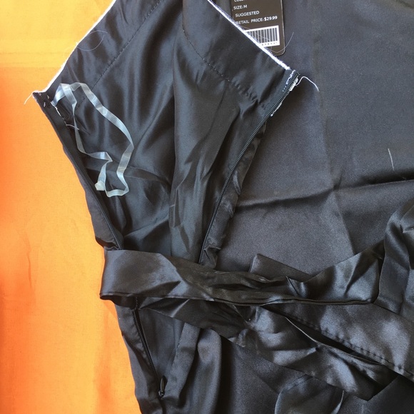 Top - Picture 2 of 4